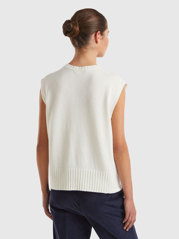 SLEEVELESS SWEATER Damen image number 2